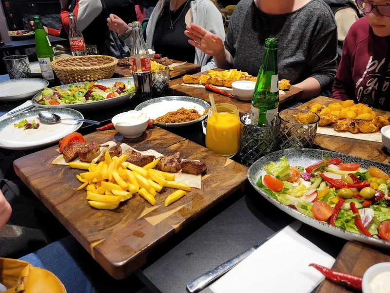 MAZA D‘OR - RESTAURANT & CAFÉ