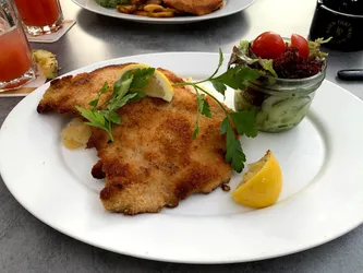 Liste 13 schnitzel in Barmbek-Nord Hamburg