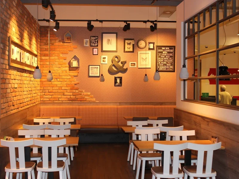 Dat Backhus neben REWE