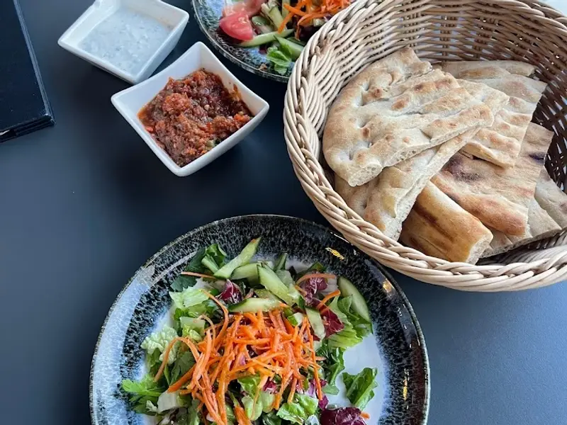 MAZA D‘OR - RESTAURANT & CAFÉ