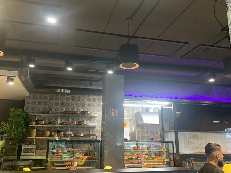 MAZA D‘OR - RESTAURANT & CAFÉ