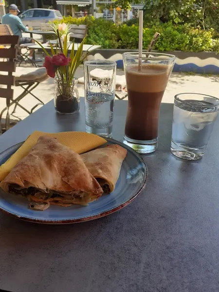 cafe NEON
