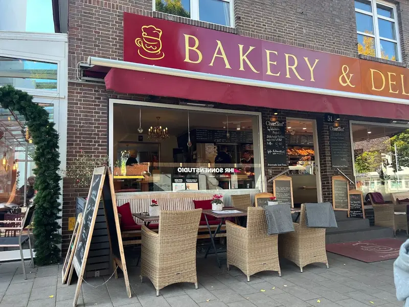 Bakery & Deli