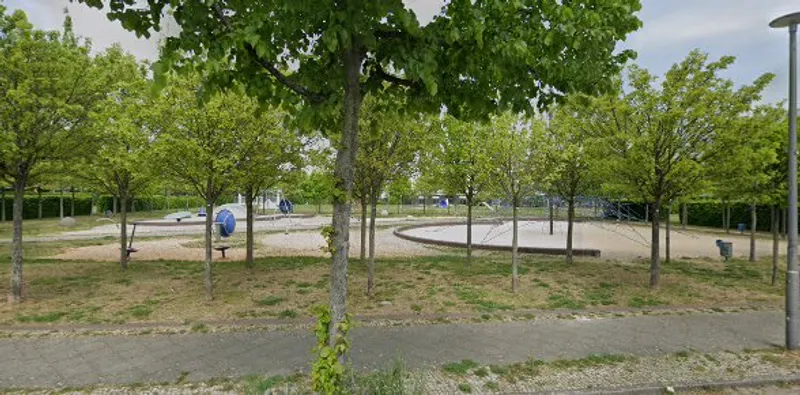 Blauer Spielplatz