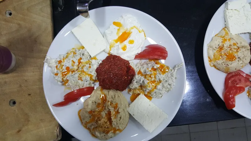 Beyzade Restaurant - türkische Spezialitäten vom Holzkohlegrill und Frühstück in Spandau