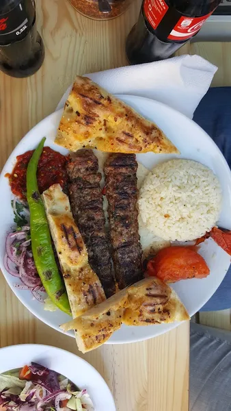 Beyzade Restaurant - türkische Spezialitäten vom Holzkohlegrill und Frühstück in Spandau