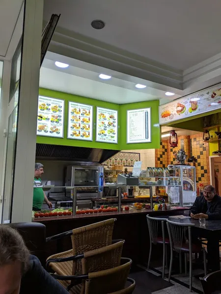 Döner Imbiss Öz Kebabhaus