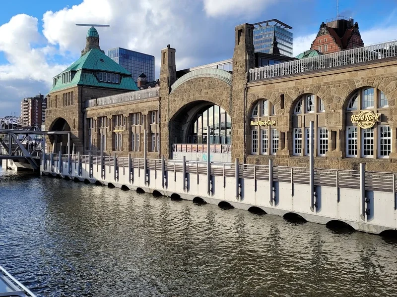 St. Pauli Landungsbrücken