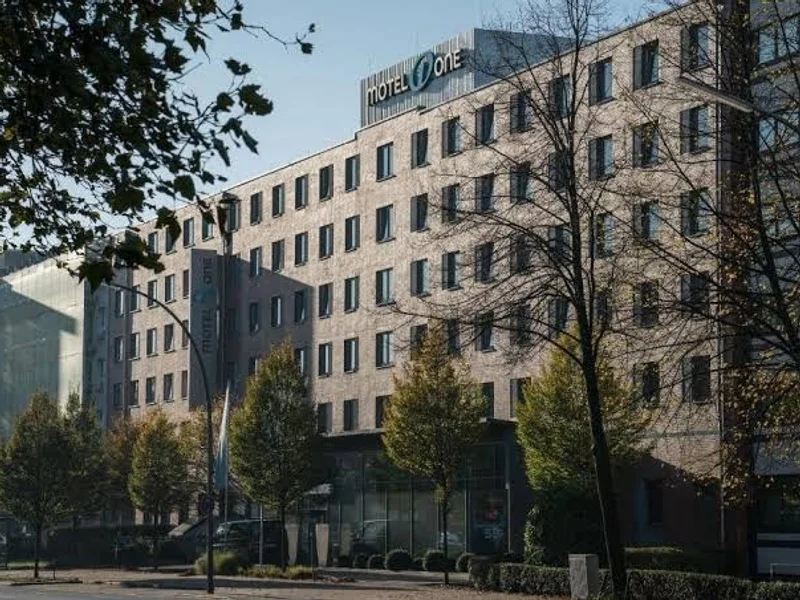 Hotel Motel One Hamburg-Altona