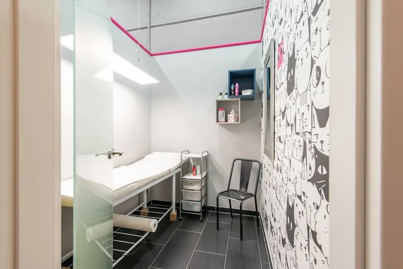 Waxcat - Waxing - Laser Haarentfernung - Brow Bar Hamburg Eimsbüttel