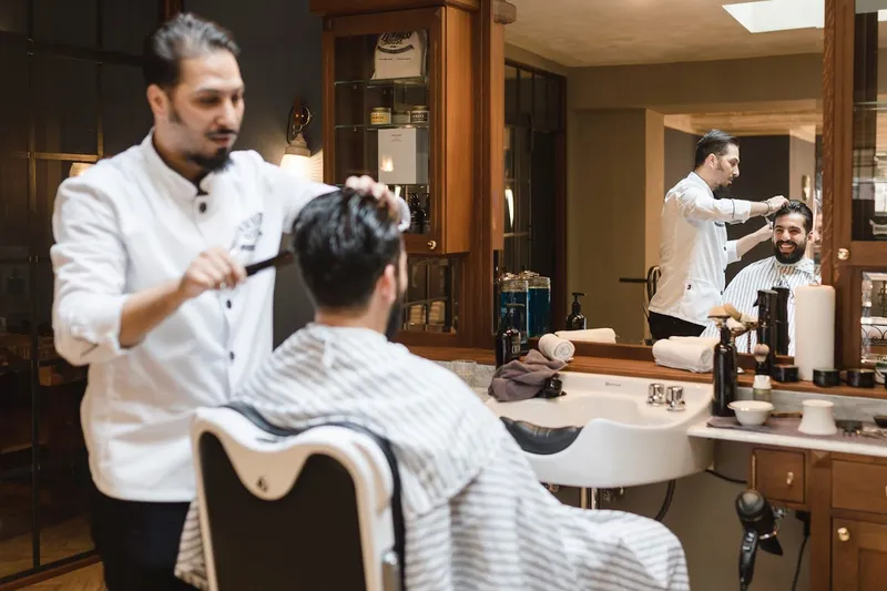 Barber House · Barbier + Herrenfriseur · Hamburg Hopfensack