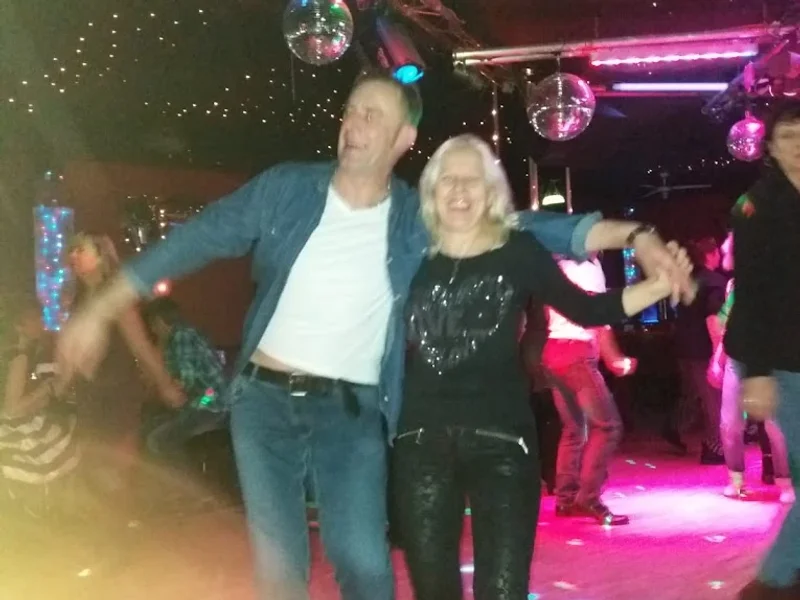 Tanzpalast Kiss Inh. Monika Jensen