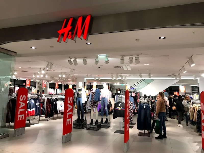 H&M