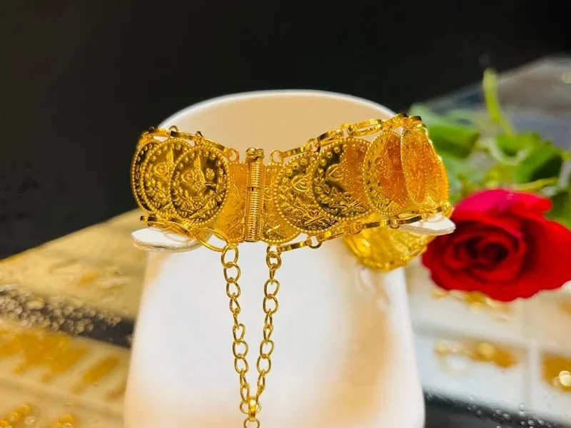 Albaz Gold Hamburg مصوغات الباز هامبورغ