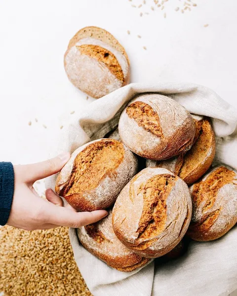 Junge Die Bäckerei. Alte Holstenstraße