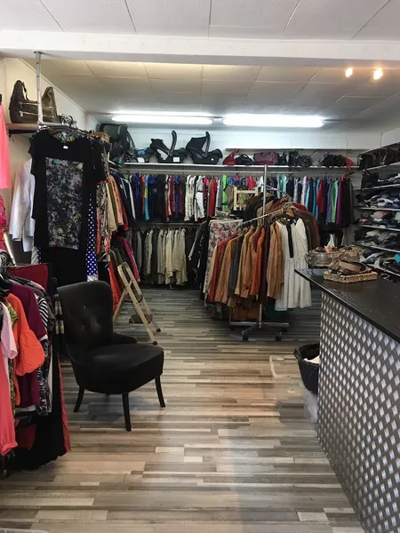 Vintage Träume ~ Second Hand Boutique