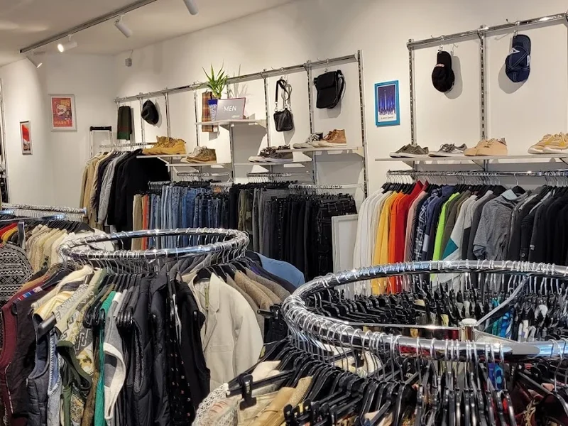 HUMANA Secondhand & Vintage