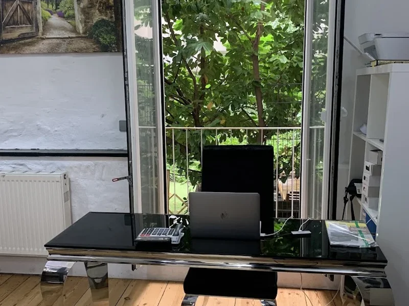 Cut in Cut out | Friseursalon in Hamburg Eimsbüttel