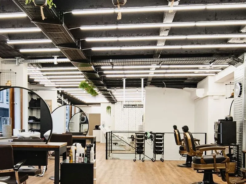 Mintunicorn by Großes Theater Loft