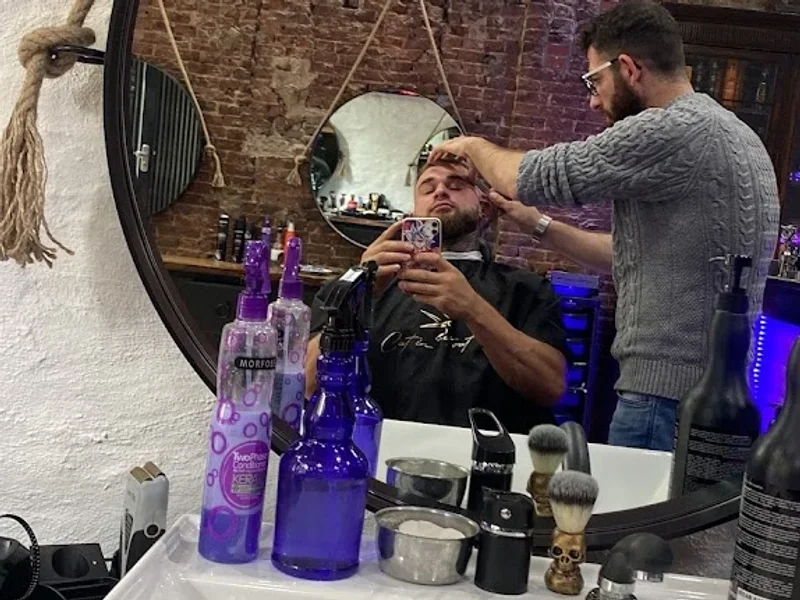 Cut in Cut out | Friseursalon in Hamburg Eimsbüttel