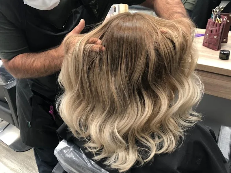 Friseursalon Mirror By Hasan