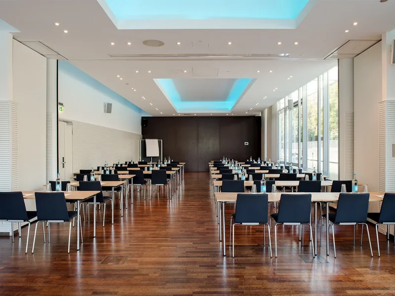 KAI 10 - The floating experience