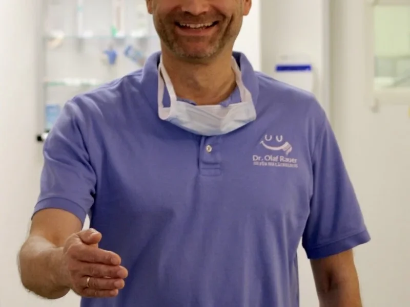Zahnarzt Dr. Olaf Rauer - Ihr Zahnarzt in Hamburg-Bergedorf