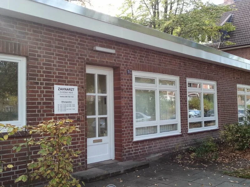 Zahnarztpraxis Evgeniy Reis