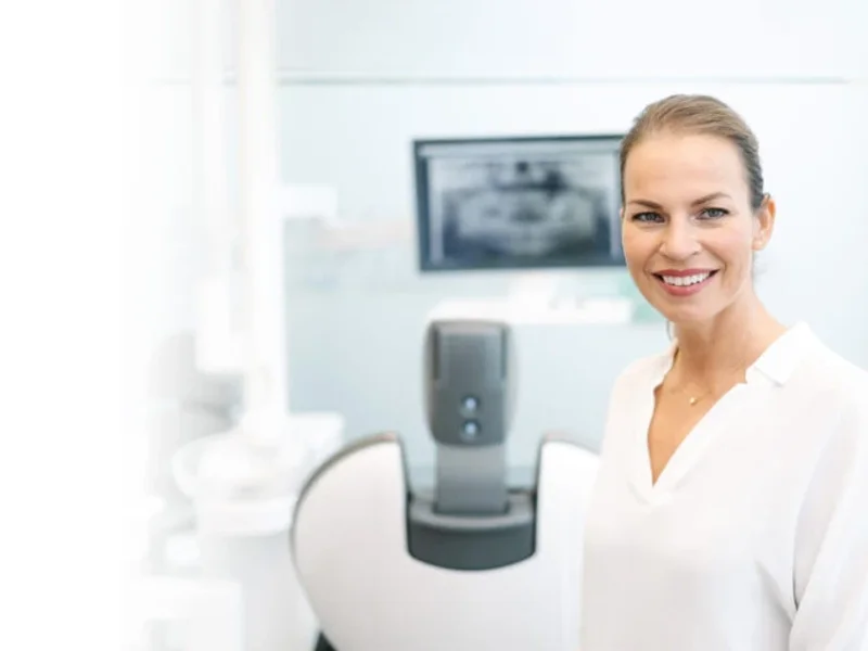 Dr. Julia Lenzner - Zahnarzt Wandsbek