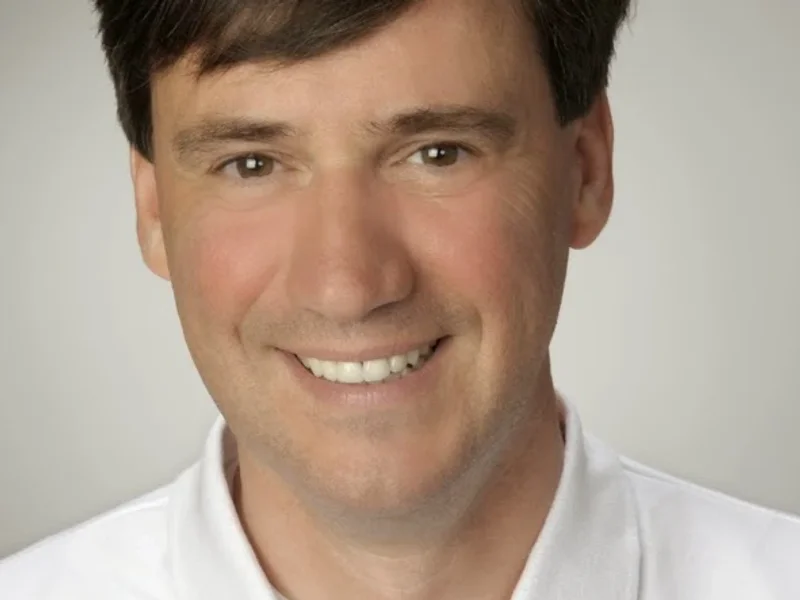 Dr. med. dent. Georg Intorf