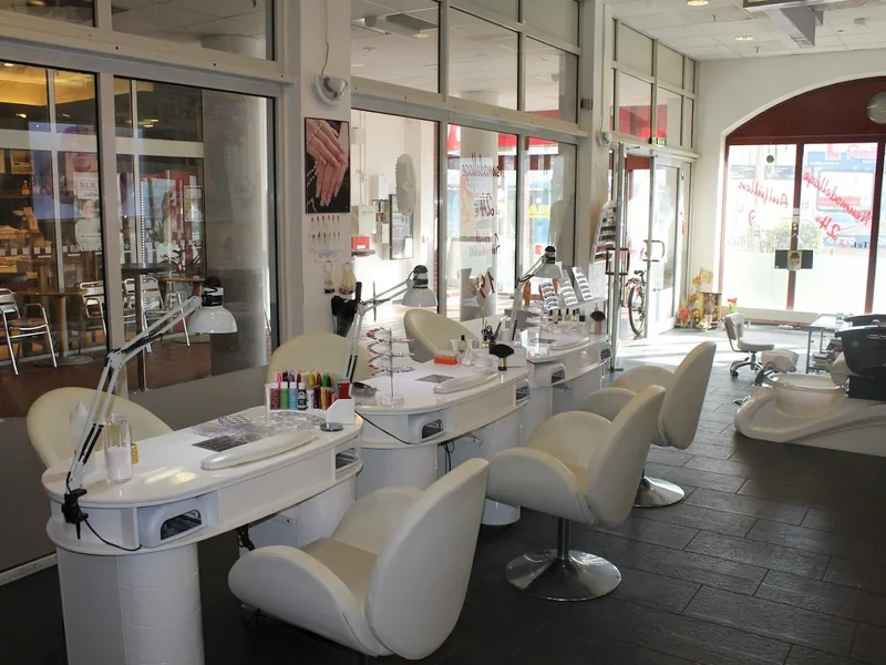 Nagelstudio Zebra EKZ