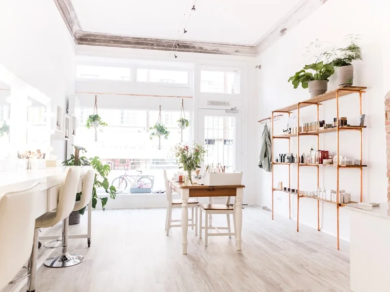 Lisa Scharff Organic Beauty Studio