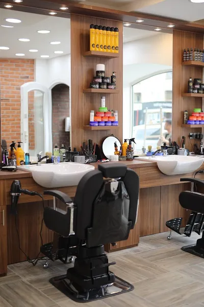 Gentleman Barbershop&Hairstyle