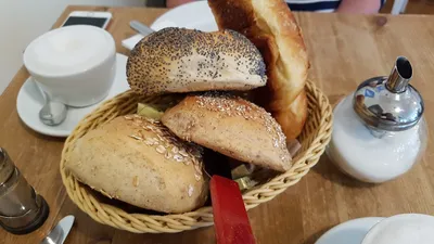 Liste 8 brötchen in Fuhlsbüttel Hamburg