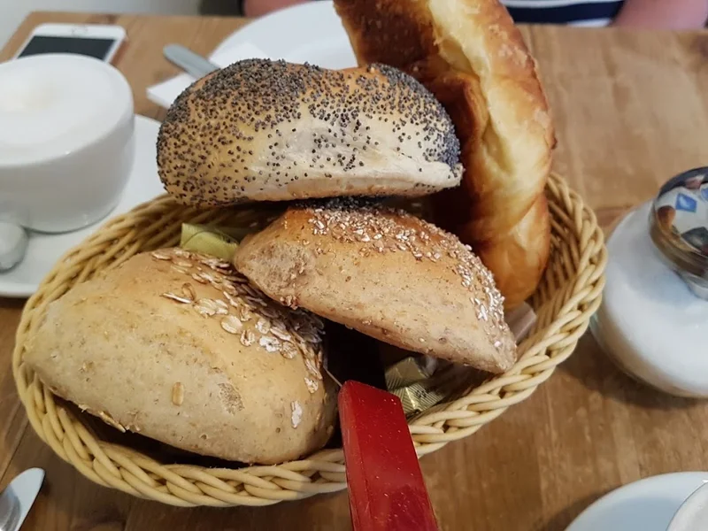 Café Luise, kleine Bäckerei