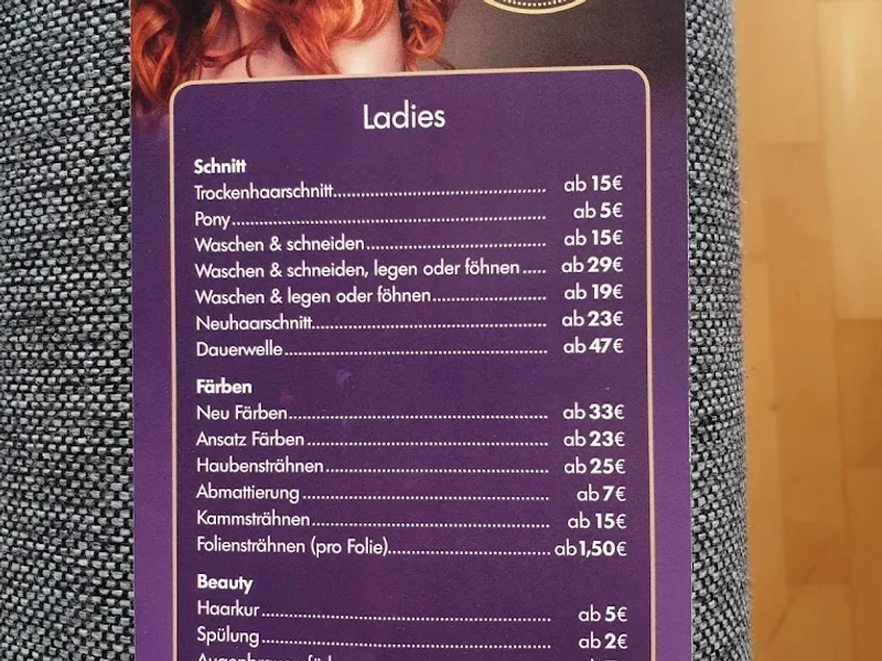 Salon Goldschnitt Friseur und Barbier