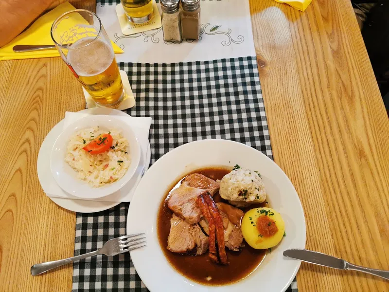 Gasthaus Perlacher Hof