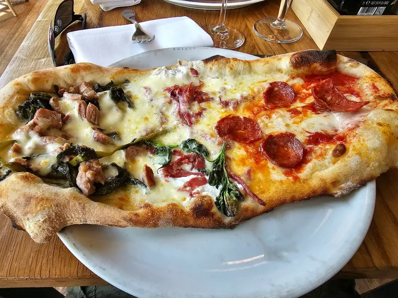 La Pizza Rossopomodoro