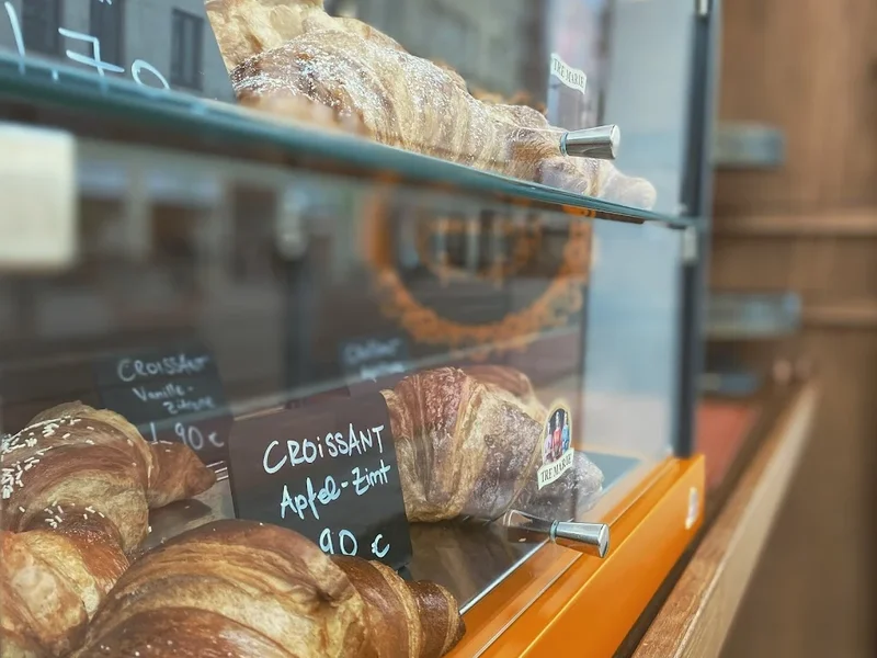 The Village Café-München