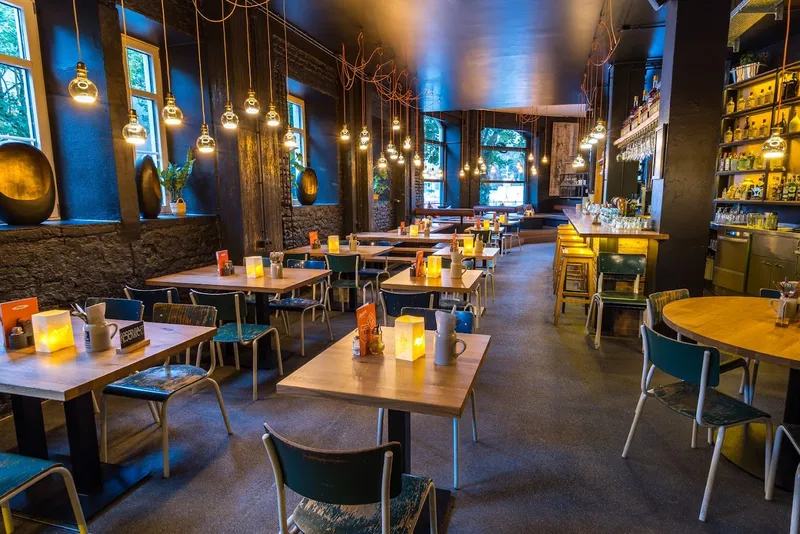 Rosi Kaffeehaus & Bar