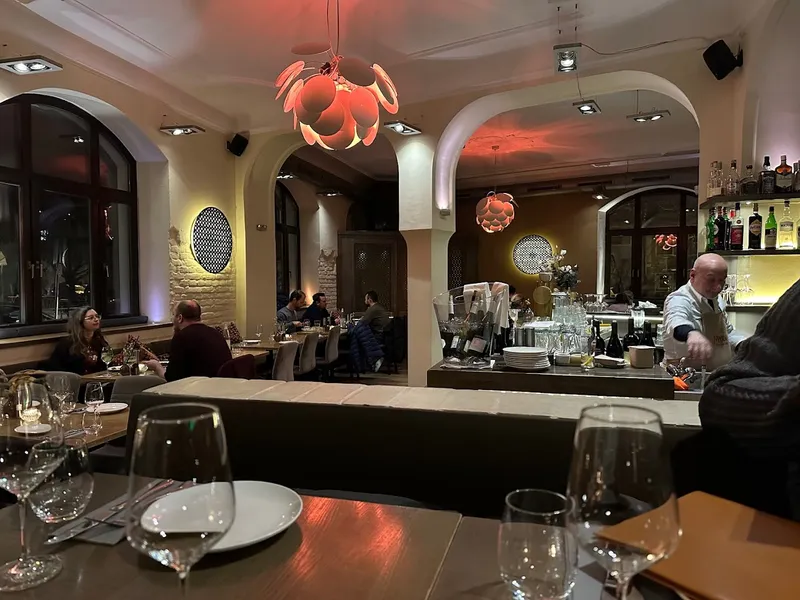 MYRA Restaurant