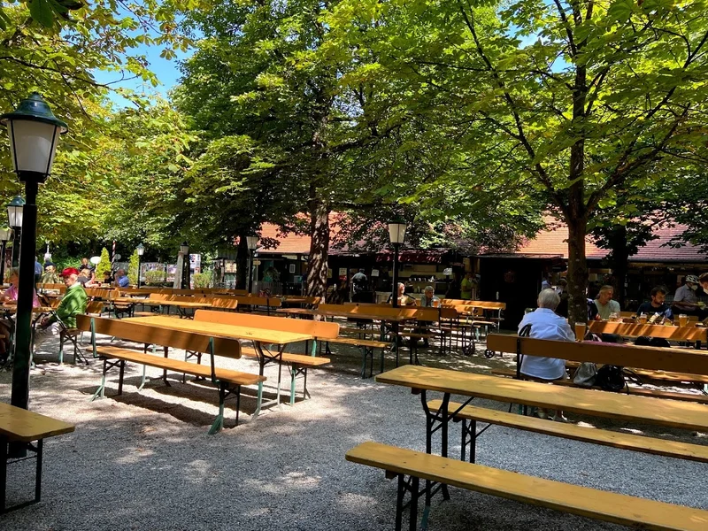 Aumeister Restaurant und Biergarten im Englischen Garten
