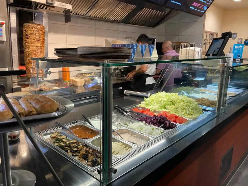 Mahlzeit - Döner, Falafel, Pide