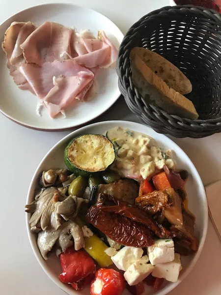 Spesa & Spuntini - Italienischer Feinkost, Bistro, Partyservice
