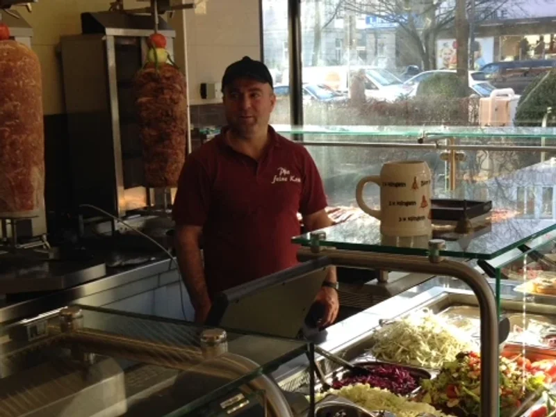 PIA Döner Kebap feine Kost