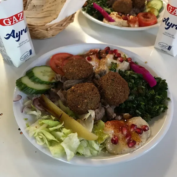 Make Falafel not War