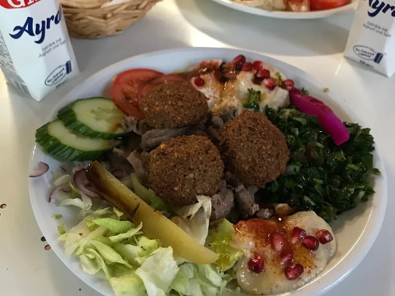 Make Falafel not War