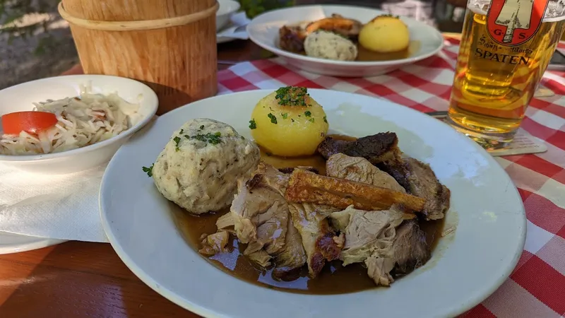Gasthaus Perlacher Hof