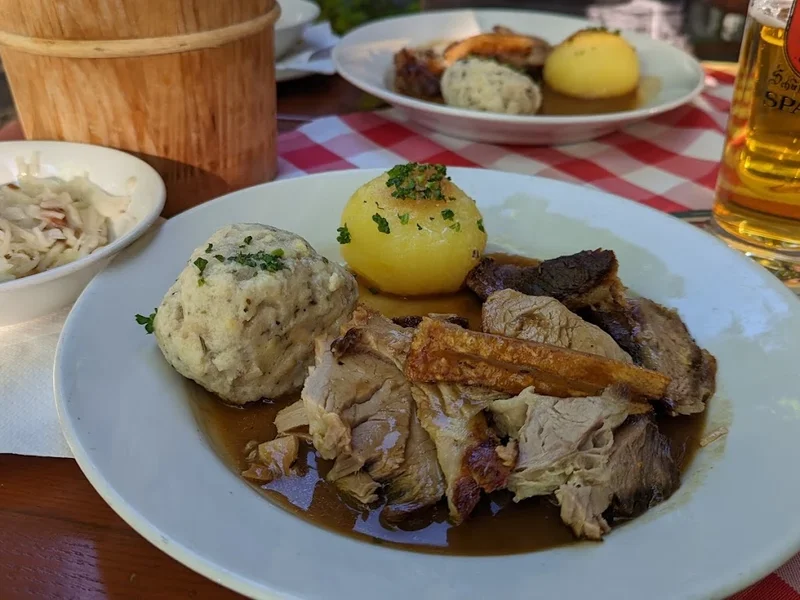 Gasthaus Perlacher Hof