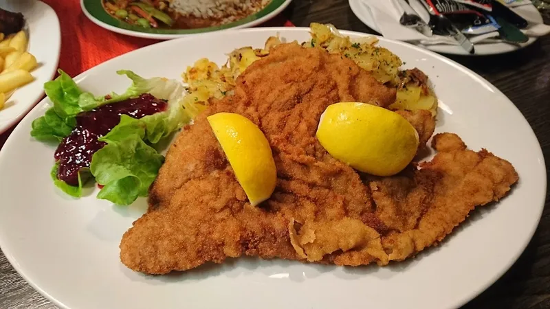 Bayerisches Schnitzel- & Hendlhaus Aubing